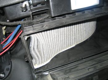 BMW MINIRのエアコン消臭エバポレーター
